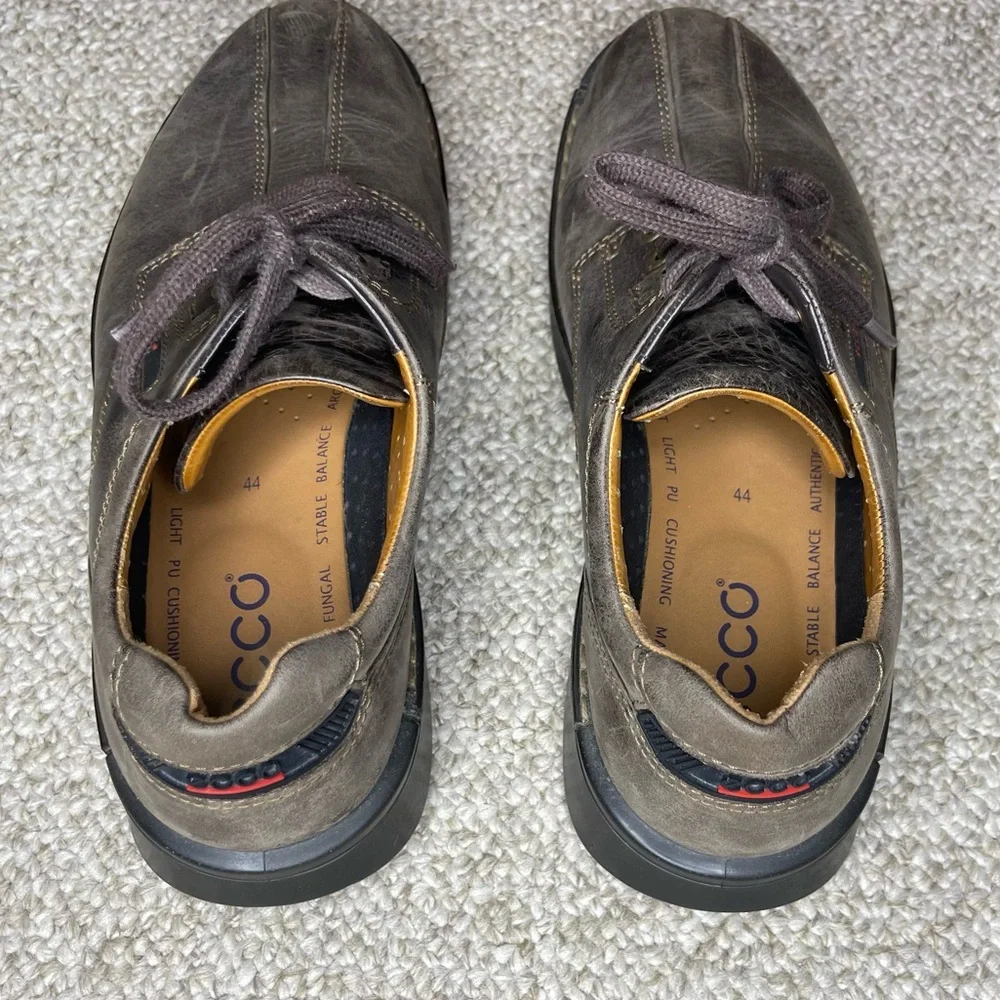 Ecco leather shoes